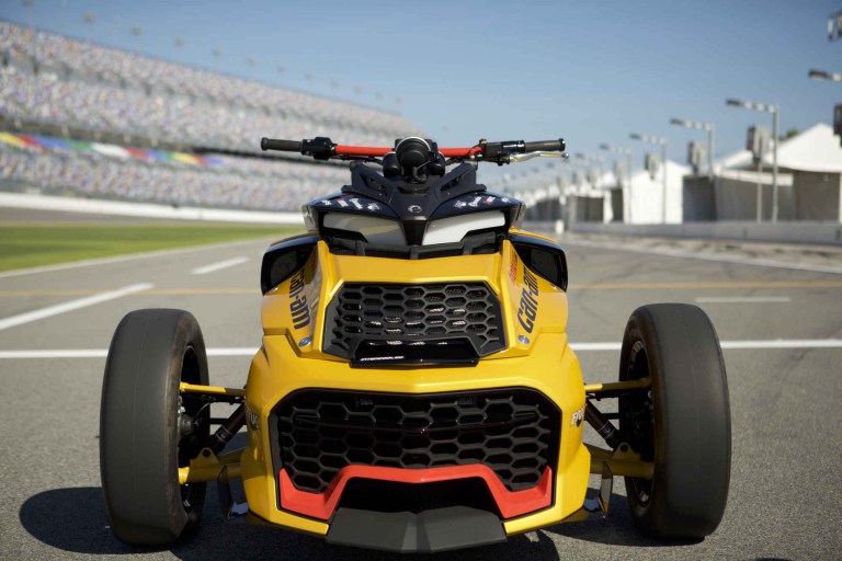 Can-Am-Spyder-F3-Turbo-Concept-Daytona_1