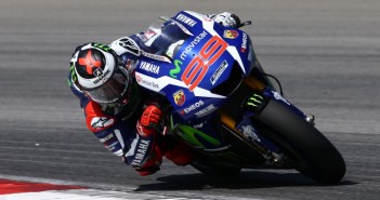 2 นักบิด Movistar Yamaha ทำเวลาเร็วสุดการทดสอบที่เซปังฯ วันแรก Lorenzo-Sepang-Test