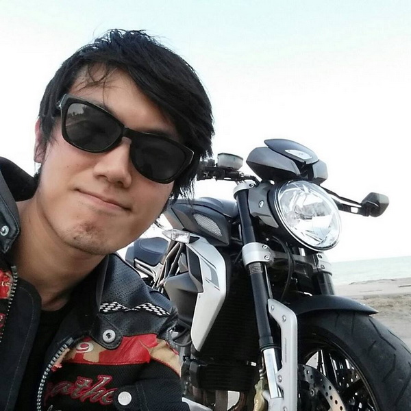 Me-MV-Agusta-Dragster
