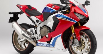Honda จดสิทธิบัตร “เบาะเย็นก้น” สำหรับ CBR1000RR สวนกระแส “เบาะอุ่นก้น” สำหรับรถทัวร์ริ่งทั่วๆไป 2017 Honda CBR1000RR SP2
