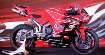 A.P.Honda Racing Thailand ส่ง CBR600RR พร้อมทีมแข่งไทยบุกแดนซามูไร หวังคว้าแชมป์ Suzuka 4 Hrs Endurance 2017 Honda-CBR600RR-AP-Honda-Racing-Thailand-Suzuka4Hrs
