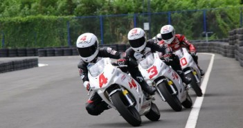 ลุ้นระทึก “ศึกบิดล่าฝัน – A.P. Honda Academy” พลิกชีวิตเด็กไทยสู่ MotoGP ดวลเดือดสนามที่ 5 สุดสัปดาห์นี้ qualify-ap-honda-academy-race3-1st-ss-02