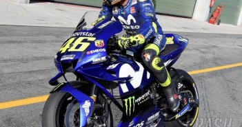 Valentino Rossi เริ่มทดสอบแอโรแฟริ่งใหม่ดู “บิ้กอุย” กว่าเดิมของ Yamaha YZR-M1 ในเซสชั่นทดสอบ MotoGP ที่เบอร์โน rossi-test-new-catfish-fairing-m1-brno-motogp2018-03