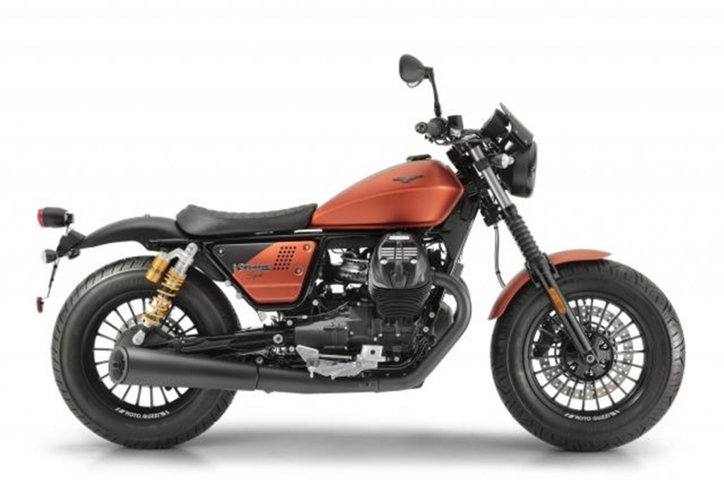 2019-motoguzzi-v9-bobber-sport-02