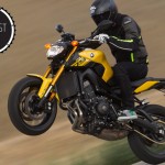 2015-Yamaha-FZ-09-LEAD