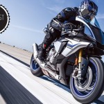 2015-Yamaha-YZF-R1M-LEAD