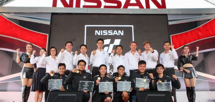 แชมป์-Nissan-GT-Academy-2015_6