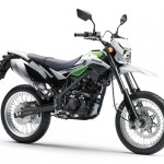 2015-Kawasaki-Dtracker-150_04