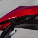 2016-Ducati-Monster-1200-R-still-06_resize