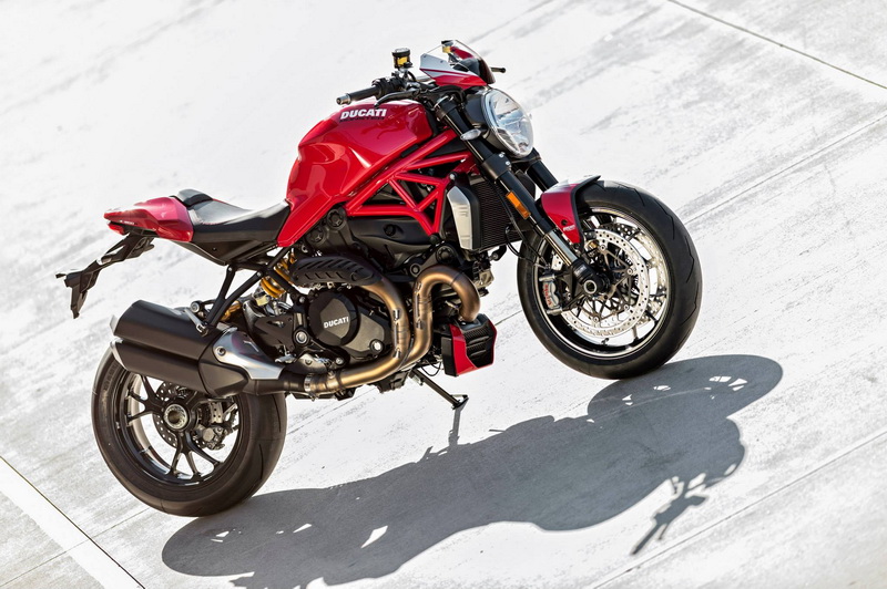 2016-Ducati-Monster-1200-R_M1200R_03