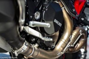 2016-Ducati-Monster-1200-R_M1200R_09