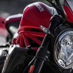 2016-Ducati-Monster-1200-R_M1200R_12