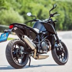 2016-ktm-duke-690-Pre-1st-photos_06