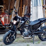 2016-ktm-duke-690-Pre-1st-photos_21