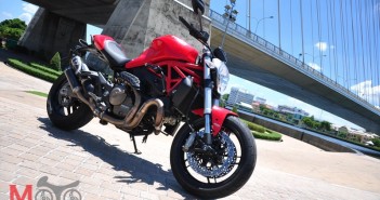 Top 20 อันดับ รถทรงพลังที่สุดในคลาส Middle Weight (Part1) รีวิว-Ducati-Monster-821-(M821)_47