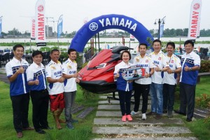 01 Yamaha Waverunner_resize