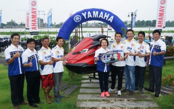 01 Yamaha Waverunner_resize