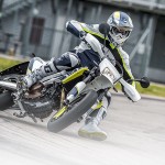 2016-Husqvarna-701-Supermoto_7