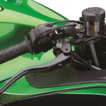 2016-Kawasaki-ZX-14R-ZZR1400_06