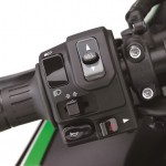 2016-Kawasaki-ZX-14R-ZZR1400_08