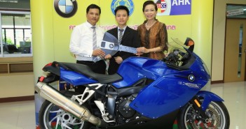 BMW Motorrad Donation-BMW-K1200S