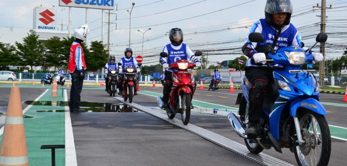 Suzuki-Safety-Riding_1