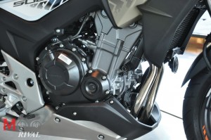 2016-Honda-CB500X-Preview_03