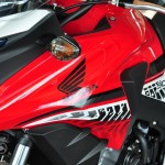 2016-Honda-CB500X-Preview_13