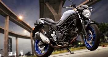 2016-Suzuki-SV650_05