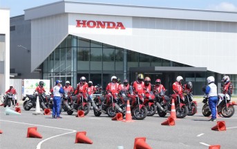 Honda-Safety-Riding_03_resize