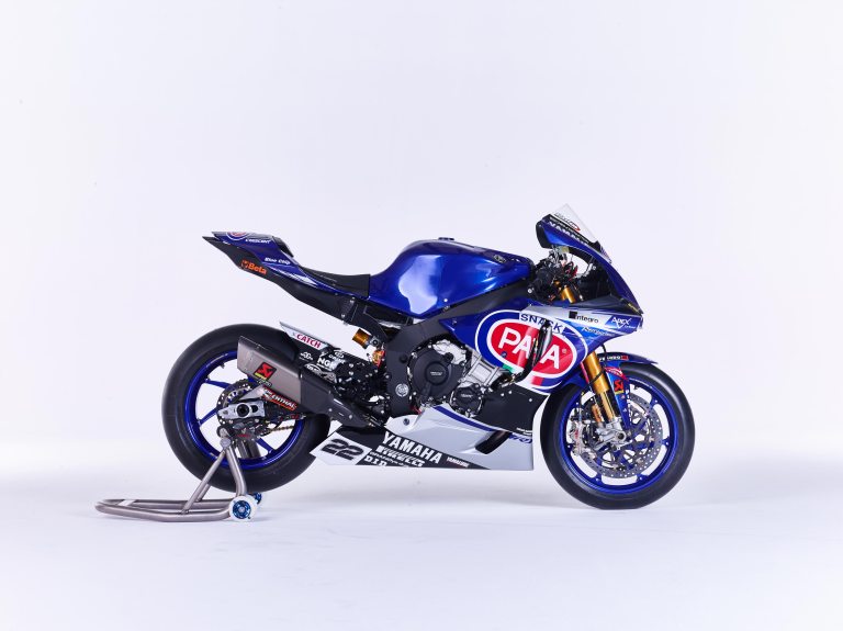 2016-Yamaha-YZF-R1-World-Superbike-47
