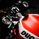 2016-Ducati-Desmosedici-MotoGP_1_resize