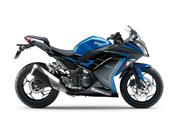 2016-Kawasaki-Ninja300-Black-Blue_1