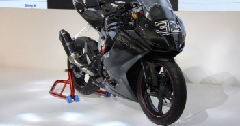 TVS Akula 310 concept ว่าที่ฉลามตัวเล็ก BMW G310R ร่างสปอร์ต เผยโฉมแล้ว TVS-Akula-310-Concept_1