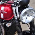 Review-Triumph-Street-Twin-MotoRival_100