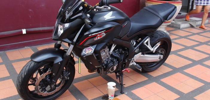 CB650f-cop_1