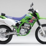 Kawasaki-KLX-250-Final-Edition_2