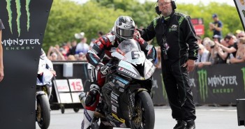 เร็วผ่านรก IOM TT 2016 ความเร็วเฉลี่ยทั้ง Lap 214.68 กม./ชม.! Dunlop-IOMTT-2016