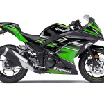 2016-Kawasaki-Ninja-300ABS-KRT-Edition2