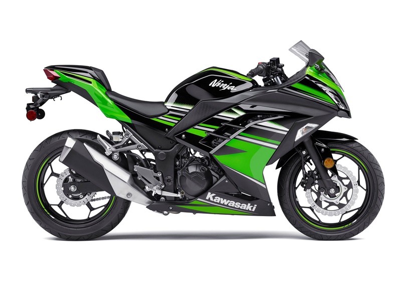 2016-Kawasaki-Ninja-300ABS-KRT-Edition2