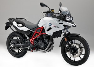 2017-BMW-Motorrad-F700-GS-10
