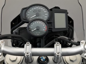 2017-BMW-Motorrad-F800-GS-16