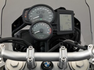 2017-BMW-Motorrad-F800-GS-17