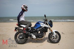 BMW-F800R-Riding-Position_2_resize