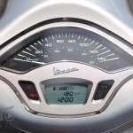 2016-Vespa-Primavera-150_ABS_08