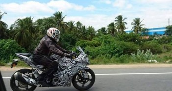 โผล่อีก Spyshot TVS RTR 300 ว่าที่ BMW S300RR หรือ Akula โฉมตัวขาย ขณะทดสอบ TVS-Apache-RTR-300-spyshot
