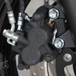 review-suzuki-sv650_brake_4