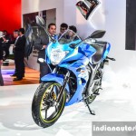 suzuki-gixxer-sf-fi-with-rear-disc-brake-front-three-quarter-left-side-at-auto-expo-2016