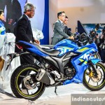 suzuki-gixxer-sf-fi-with-rear-disc-brake-side-profile-at-auto-expo-2016