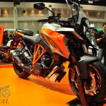 ktm-1290-super-duke-gt_03